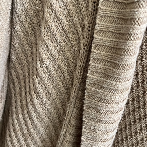 Cardigan - Picture 3 of 4